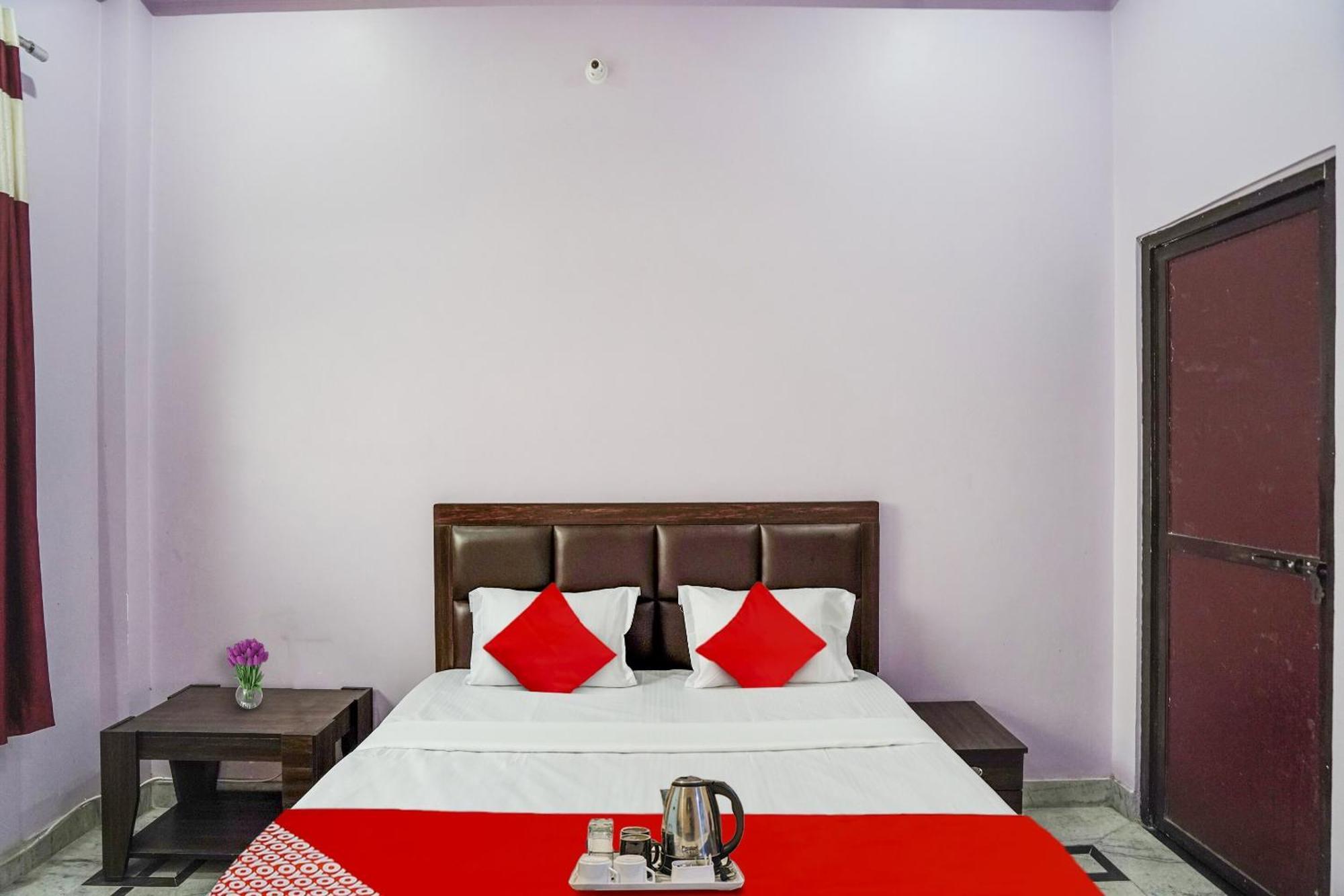 Hotel O Ayurma Inn Chinhat Екстер'єр фото