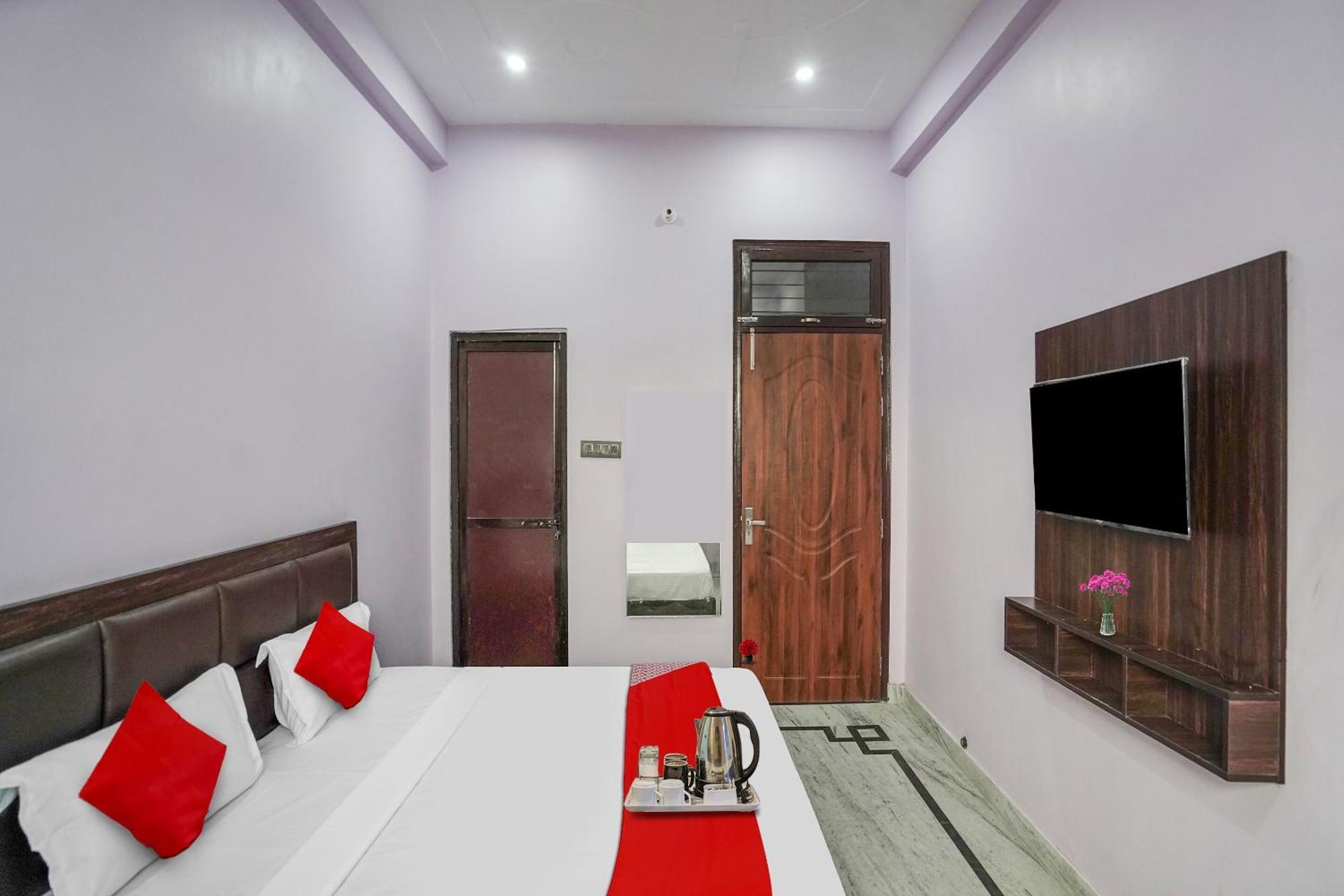 Hotel O Ayurma Inn Chinhat Екстер'єр фото
