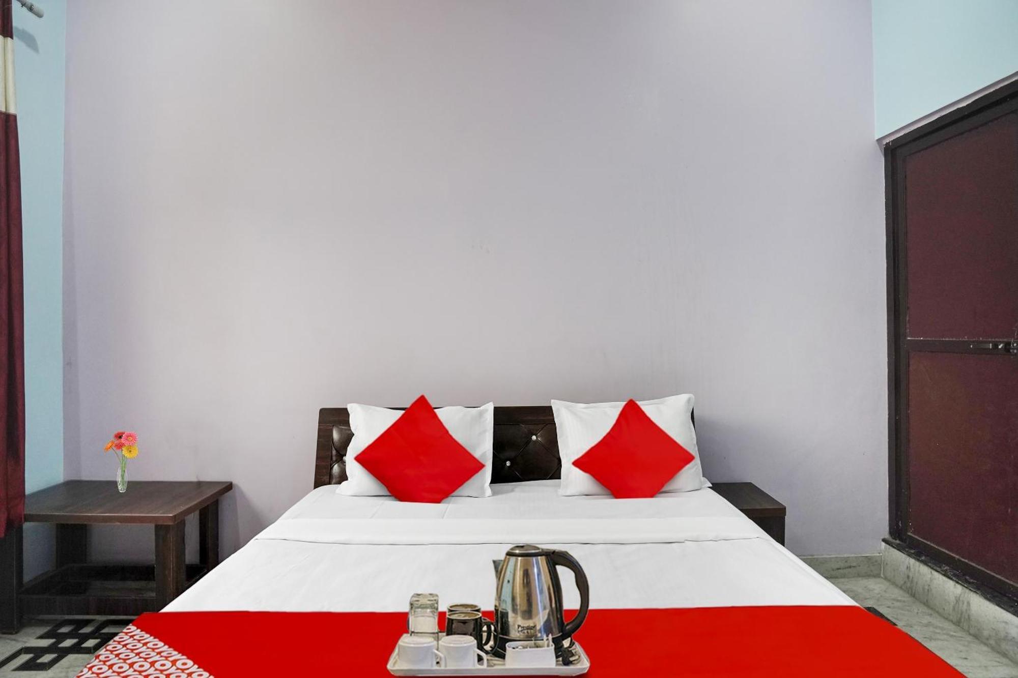 Hotel O Ayurma Inn Chinhat Екстер'єр фото